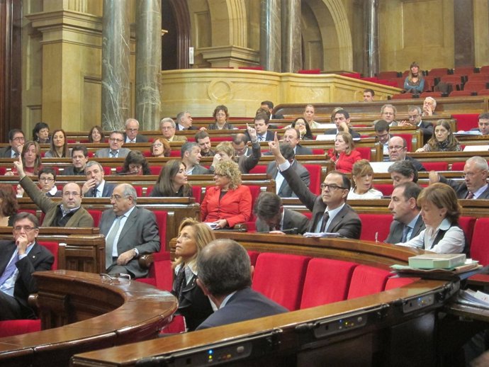 Pleno Del Parlament