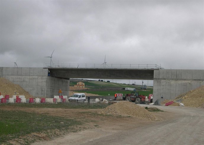 Viaducto En Villadelmiro