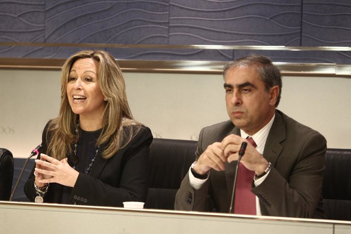 Trinidad Jiménez Y José Martínez Olmos