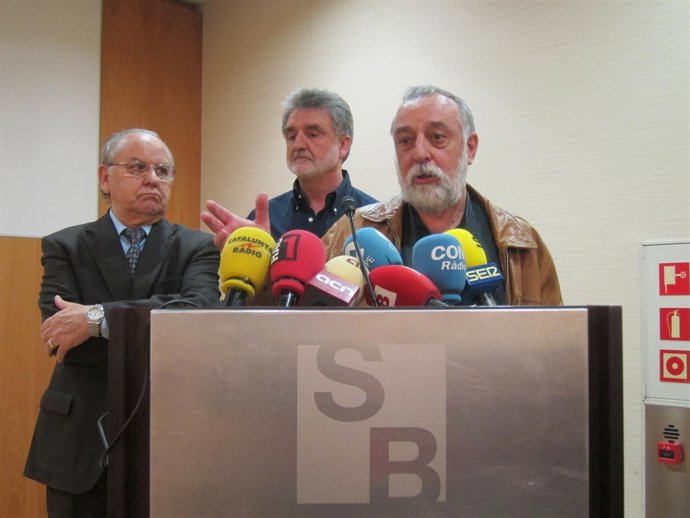 D.Gracia, J.Rayo Y J.M.Goñi, De La Coordinadora Metropolitana Del Taxi