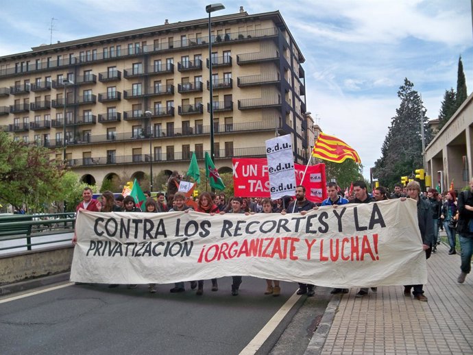 Manifestación De Estudiantes En Zaragoza