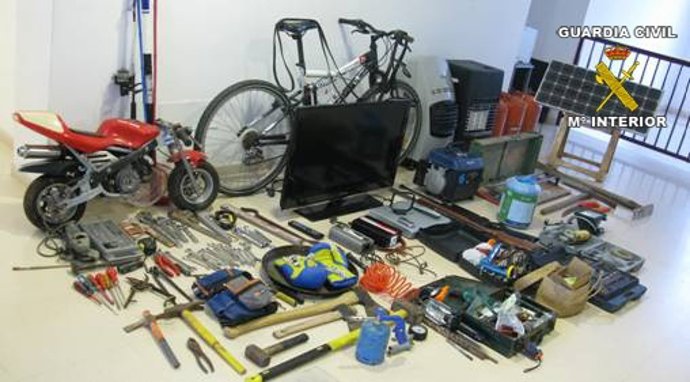 Objetos Robados En Varios Domicilios De Mallorca