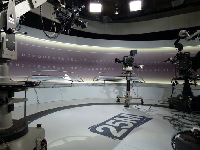 Plató Del Debate Electoral En Canal Sur TV Con Motivo Del 25M
