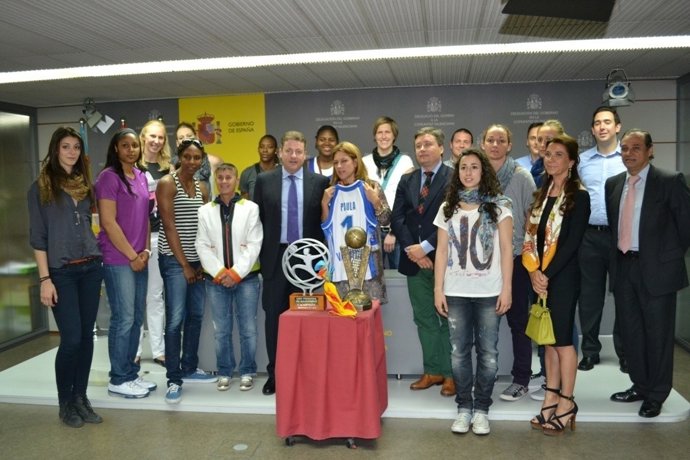 El President De La Generalitat Y La Delegada Del Gobierno Reciben Ciudad Ros