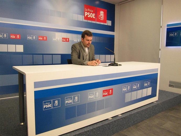 Julián Olagaray, Secretario De Salud Y Política Social Del PSOE Riojano