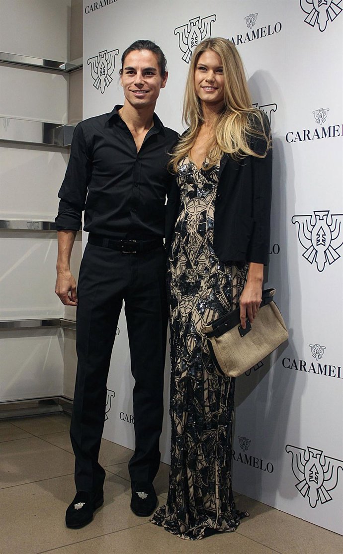 Julio José Iglesias Y Charisse Verhaert Apadrinan La Nueva Tienda De Caramelo 