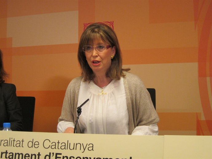La Consellera De Enseñanza De La Generalitat, Irene Rigau