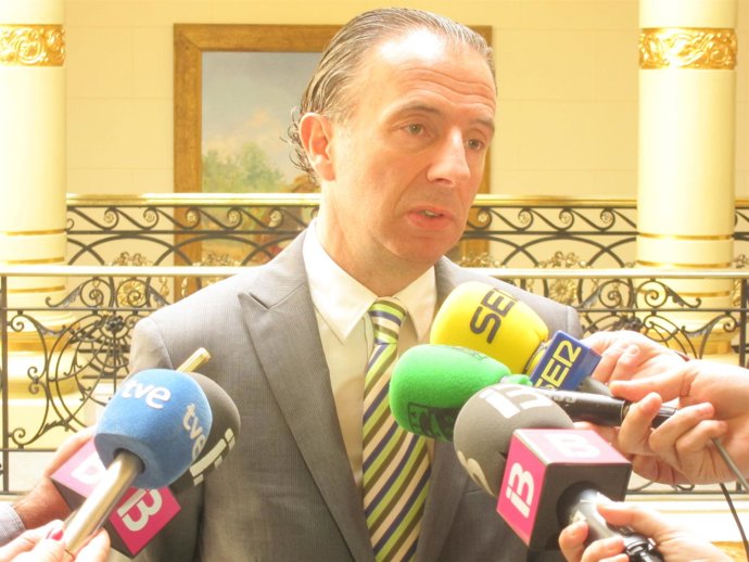 Carlos Delgado En El Parlament