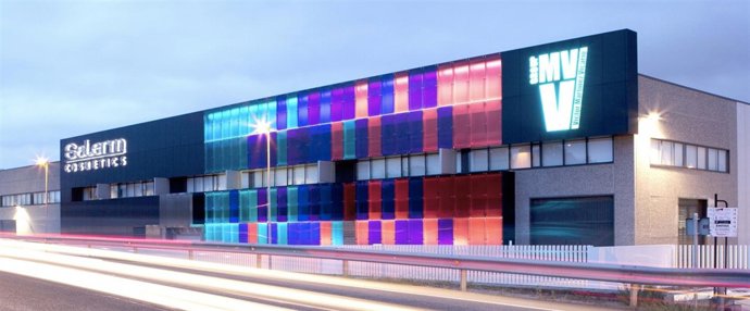 Fachada De La Sede Del Grupo VMV