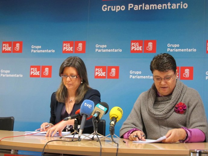 La socialista María José Caride y Marisol Soneira