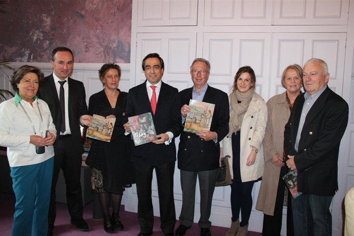 Presentación Del Libro Y Las Muestras 