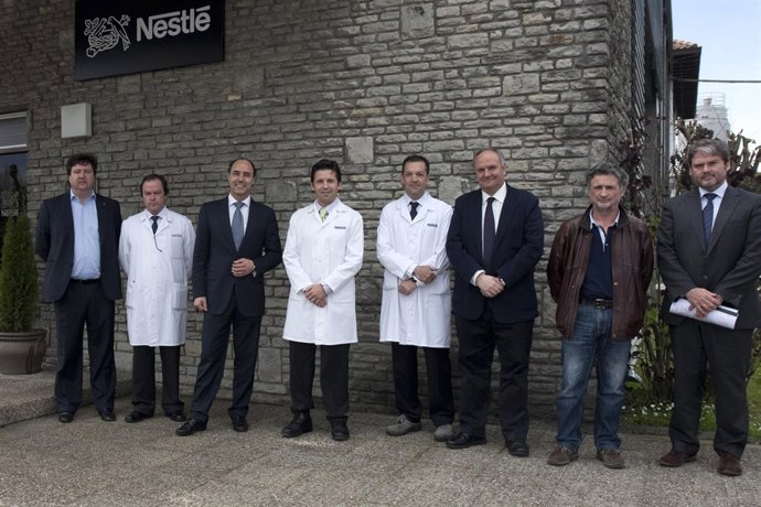Ignacio Diego Visita La Fábrica De Nestlé 