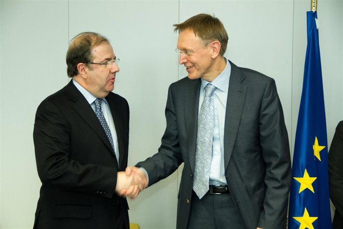 Herrera Y El Comisario Europeo De Medio Ambiente, Janez Potocnik. 