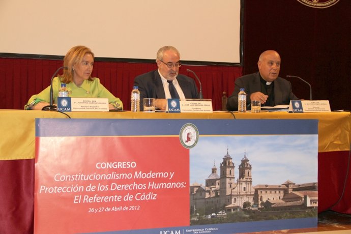 Mendoza, García Y Nieto
