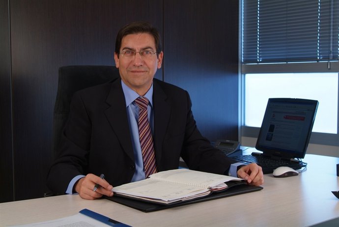 Emili Villaescusa, Nuevo Presidente De La Confederación De Coorperativas