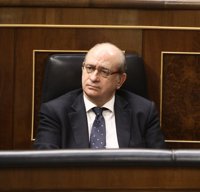 ETA.- Fernández Díaz acudirá a las reuniones con las víctimas para explicarles personalmente el Plan de Reinserción