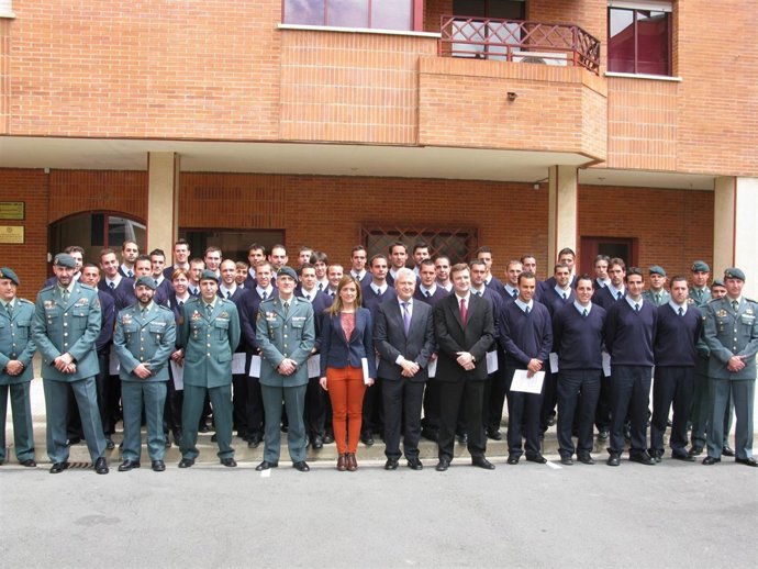 Entrega De Diplomas A Los Agentes De Policía Local