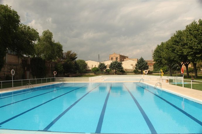 Piscina De Verano De Tarazona