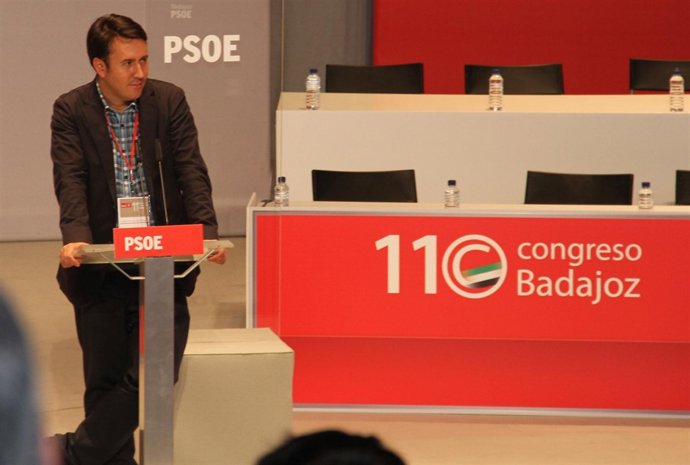 Rafael Lemus En Congreso PSOE