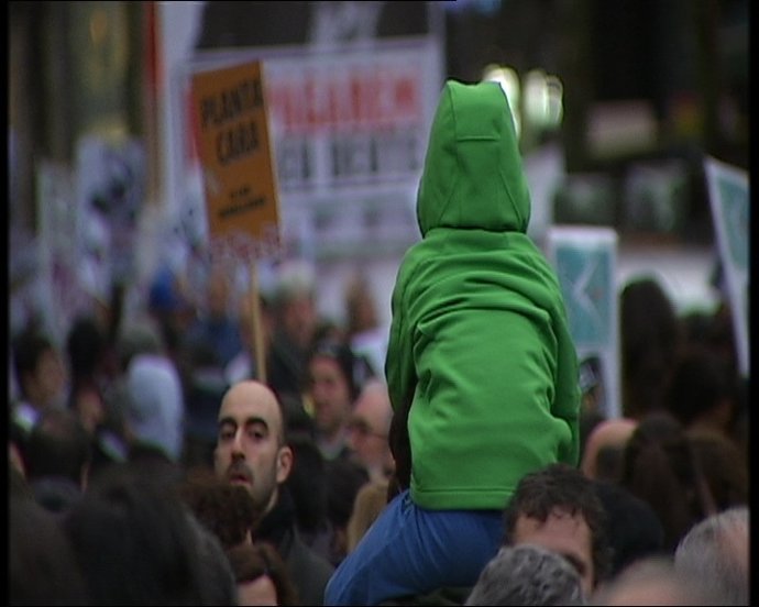 Manifestación De Barcelona Contra Recortes Presupuestarios Contra La Crisis