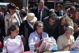 El Presidente De La Generalitat, Artur Mas, En La Diada De La Puntaire