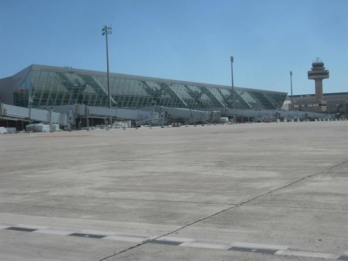 Aeropuerto De Menorca