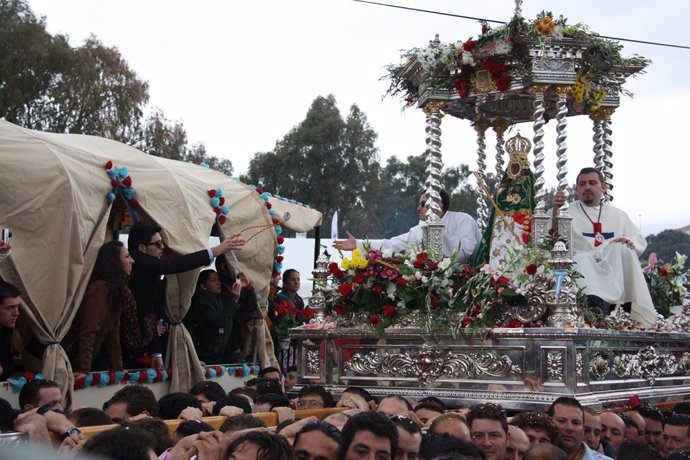 Procesión De La Virgen De La Cabeza De Andújar