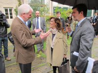 Sáenz de Santamaría defiende combinar las políticas de austeridad con otras que impulsen crecimiento