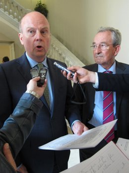 El Conseller Máximo Buch Y El Ya Expresidente De La SGR, José Roca.