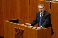 El plan de ajuste extremeño se compromete a reducir el periodo de pago a proveedores y reestructurar el sector público