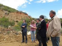 Extremadura reitera su interés en agilizar los trámites de la mina de estaño de Santa María