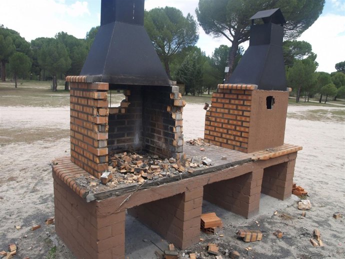 Barbacoas Afectadas Por El Ataque Vandálico