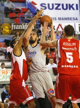 Germán Gabriel En El Assignia Manresa-Asefa Estudiantes