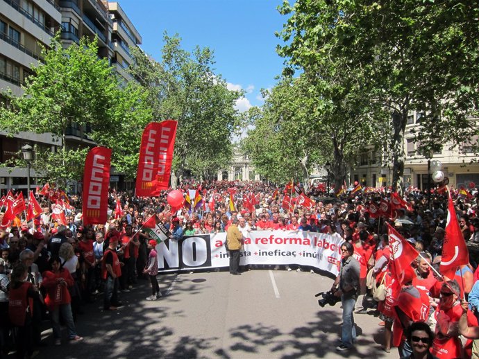 Asistentes A La Manifestación En Valencia