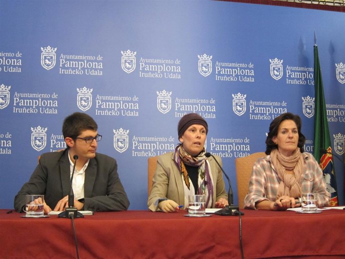 Aritz Romeo, Uxue Barkos E Itziar Gómez, Concejales De Nabai.