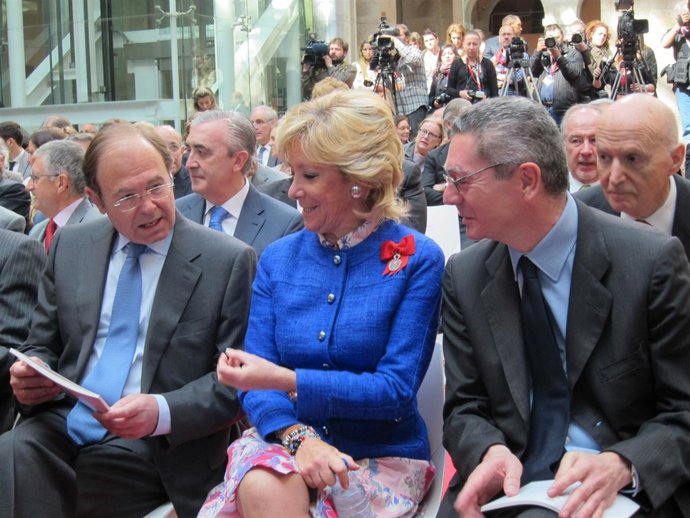 Gallardón Y Esperanza Aguirre