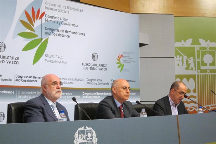 Jesús Loza, Rodolfo Ares Y Daniel Innerarity