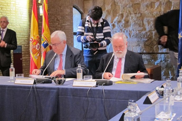 José Ángel Biel Y Miguel Arias Cañete Este Miércoles En Las Cortes De Aragón