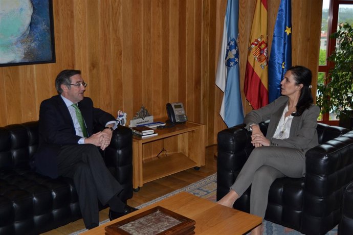 El alcalde de Santiago y la presidenta del Parlamento de Galicia