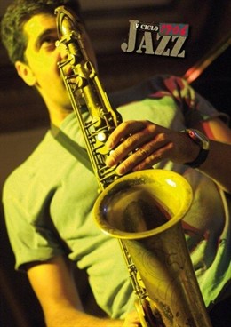 El Saxofonista Kike Perdomo Actúa En El V Ciclo 1906 De Jazz.