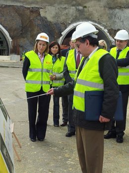 Ana Pastor, En Su Visita A La Variante Ferroviaria De Pajares