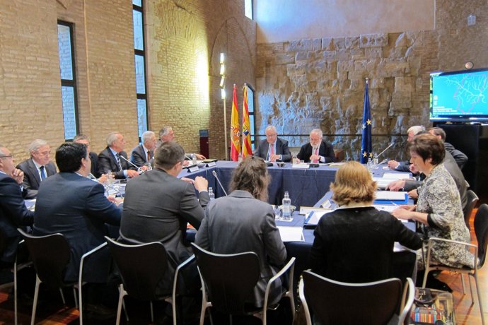 Cañete Preside La Comisión De Seguimiento De Las Obras Del Pacto Del Agua.