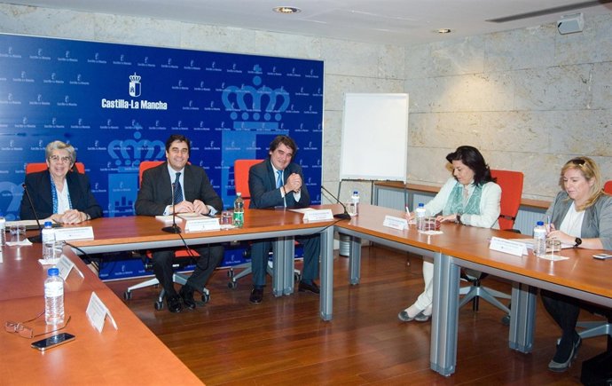 Echániz Con ARTECAM Y ACESCAM