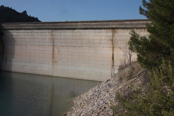 EMBALSE ENTREPEÑAS Y BUENDIA
