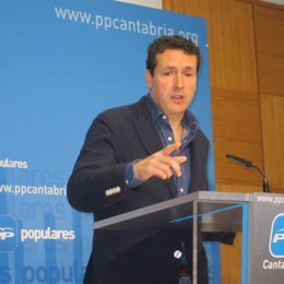 Íñigo Fernández, Diputado Del PP
