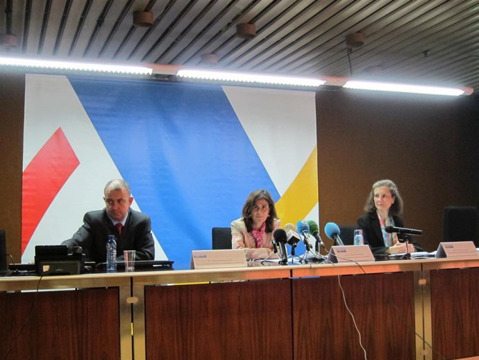 Alfonso Martín, Paloma Villaro Y María Pilar Puértolas.