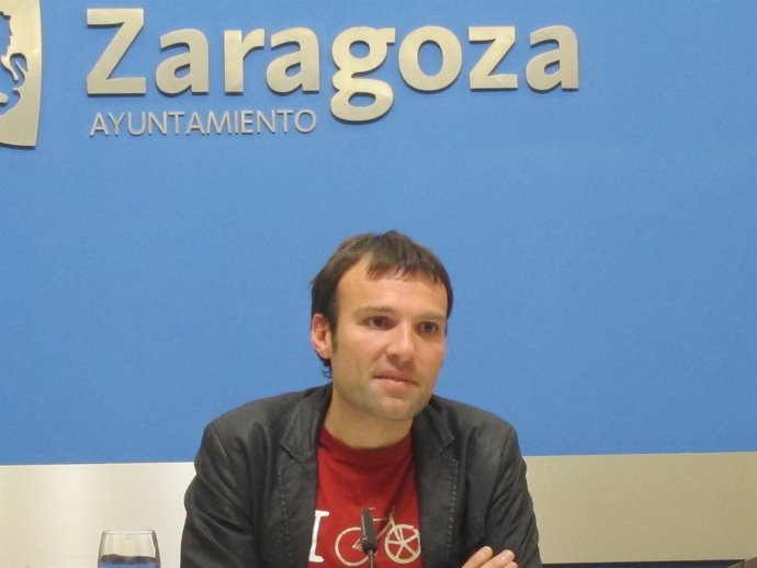 El Concejal De IU, Pablo Muñoz
