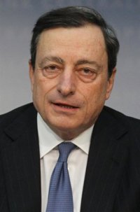 Draghi ve "prematuro" retirar las medidas de estímulo del BCE