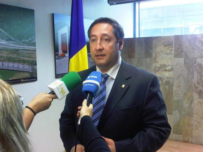 El Conseller Pelegrí En Su Visita A Andorra