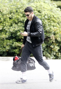 Miguel Ángel Silvestre Vestido Para Ir Al Gimnasio